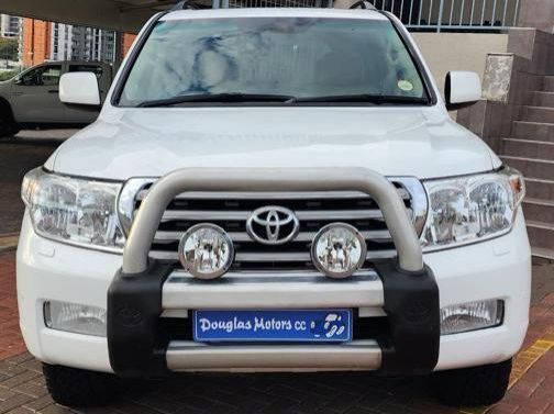 2010 Toyota Land Cruiser 200 V8 TD VX A/T pictures
