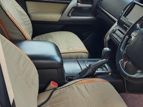2010 Toyota Land Cruiser 200 V8 TD VX A/T pictures