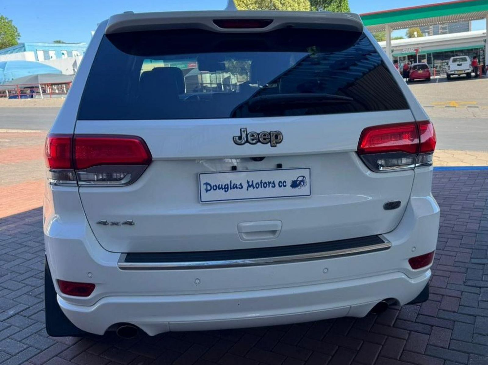 2015 Jeep Grand Cherokee 3.6Lt Overland pictures