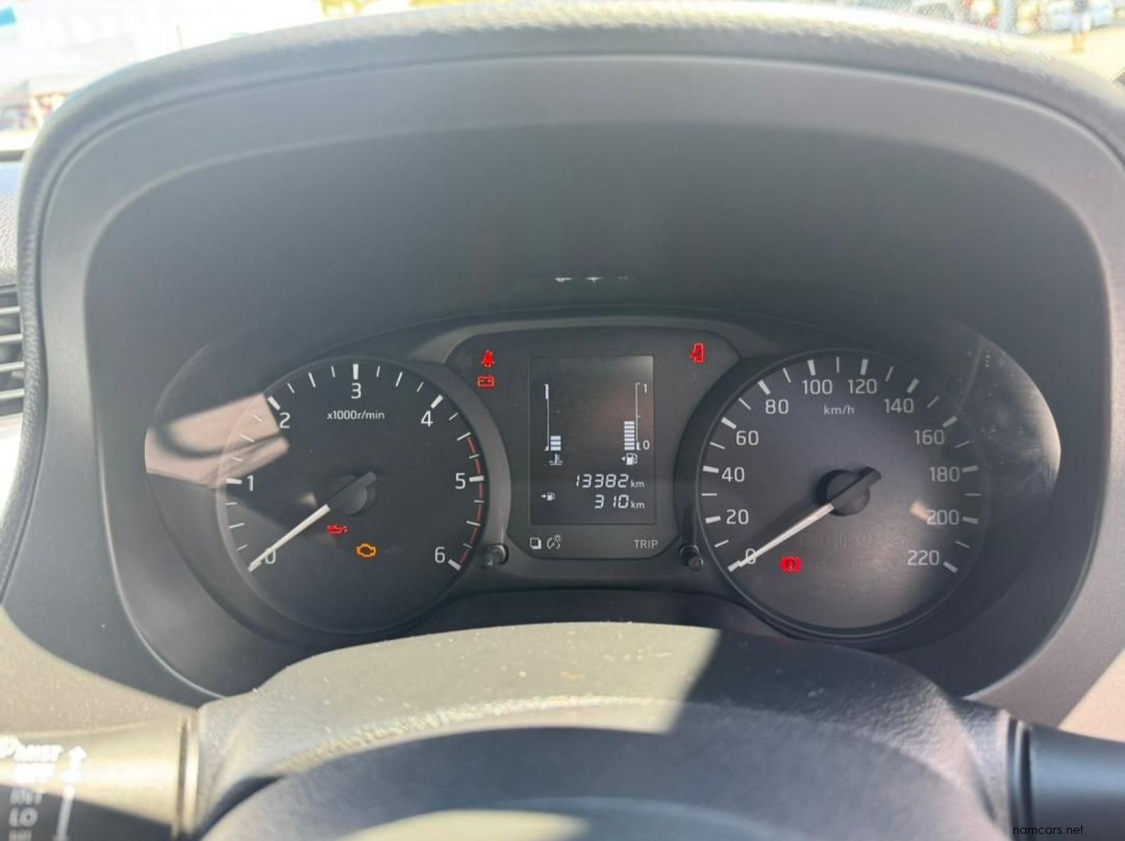 2025 Nissan Navara 2.5L DDTi SE Plus D/C pictures