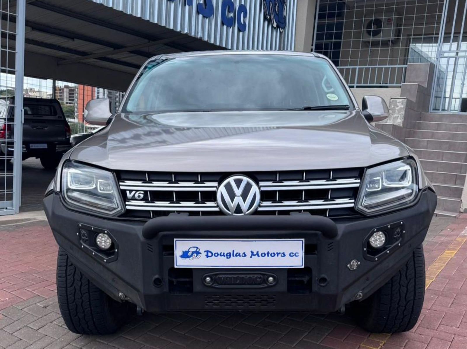 2019 Volkswagen Amarok V6 TDI 4Motion pictures