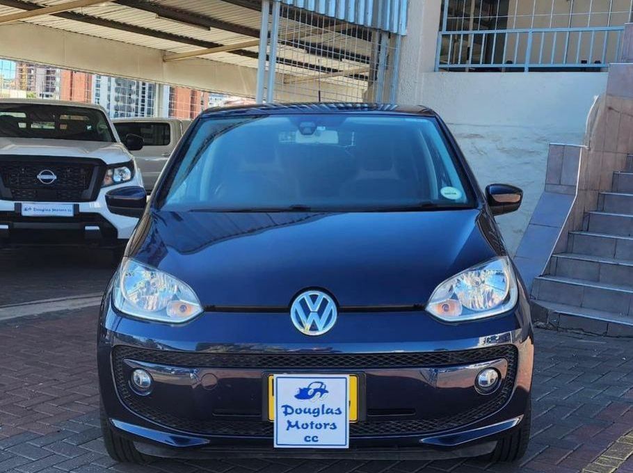 2013 Volkswagen UP pictures