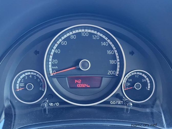 2013 Volkswagen UP pictures