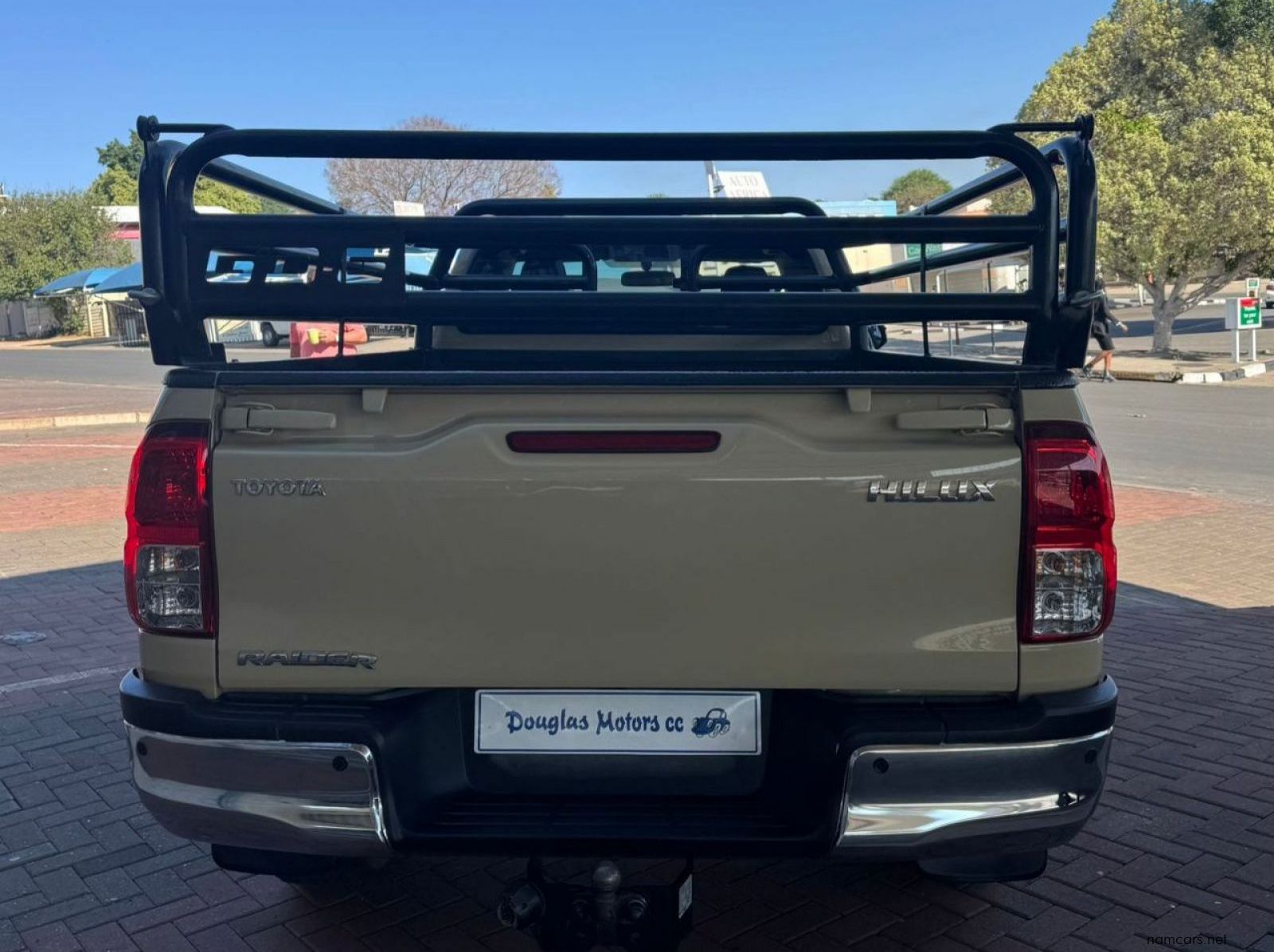 2023 Toyota Hilux 2.4 GD-6 RB Raider P/U S/C pictures