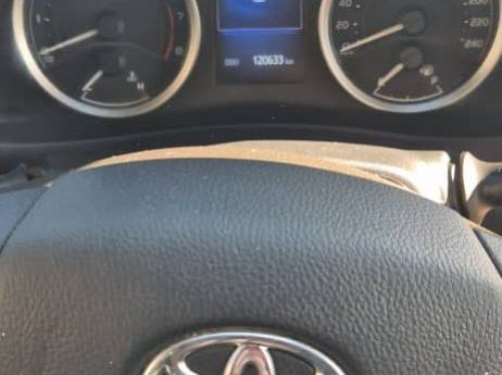 2017 Toyota Corolla 1.8 Exclusive pictures