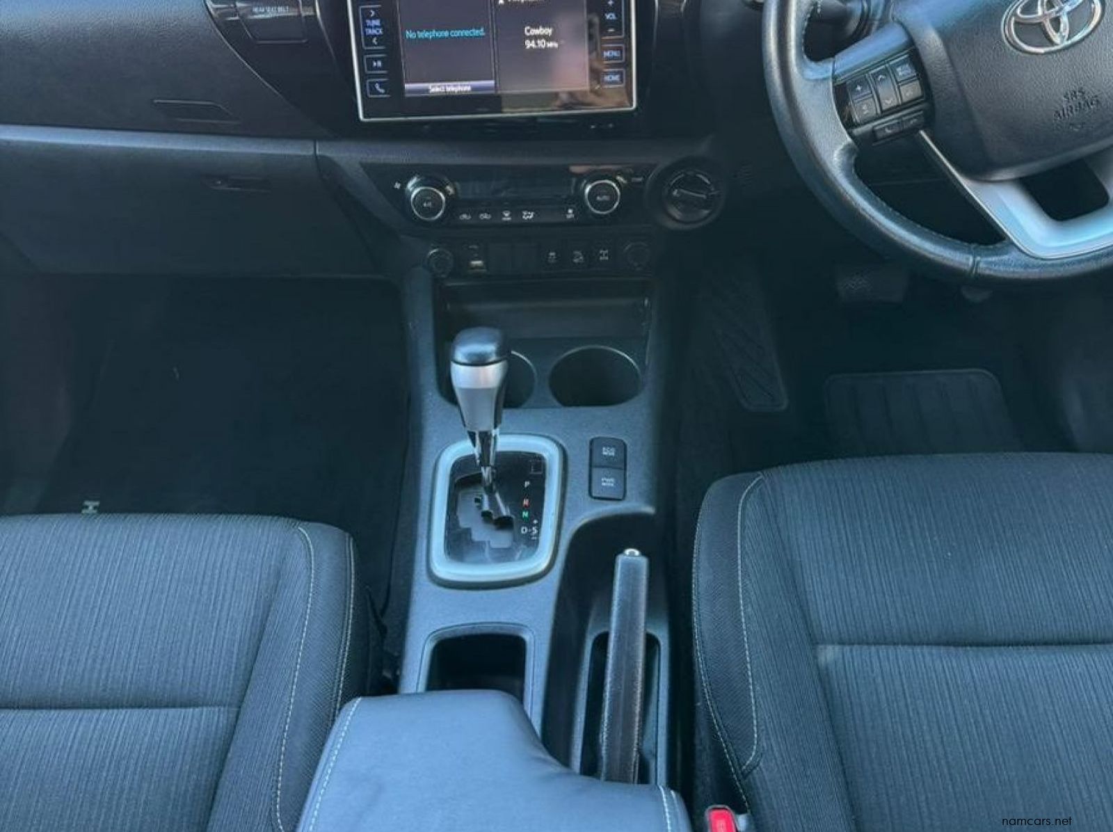 2018 Toyota Hilux 2.8 GD-6 Raider pictures