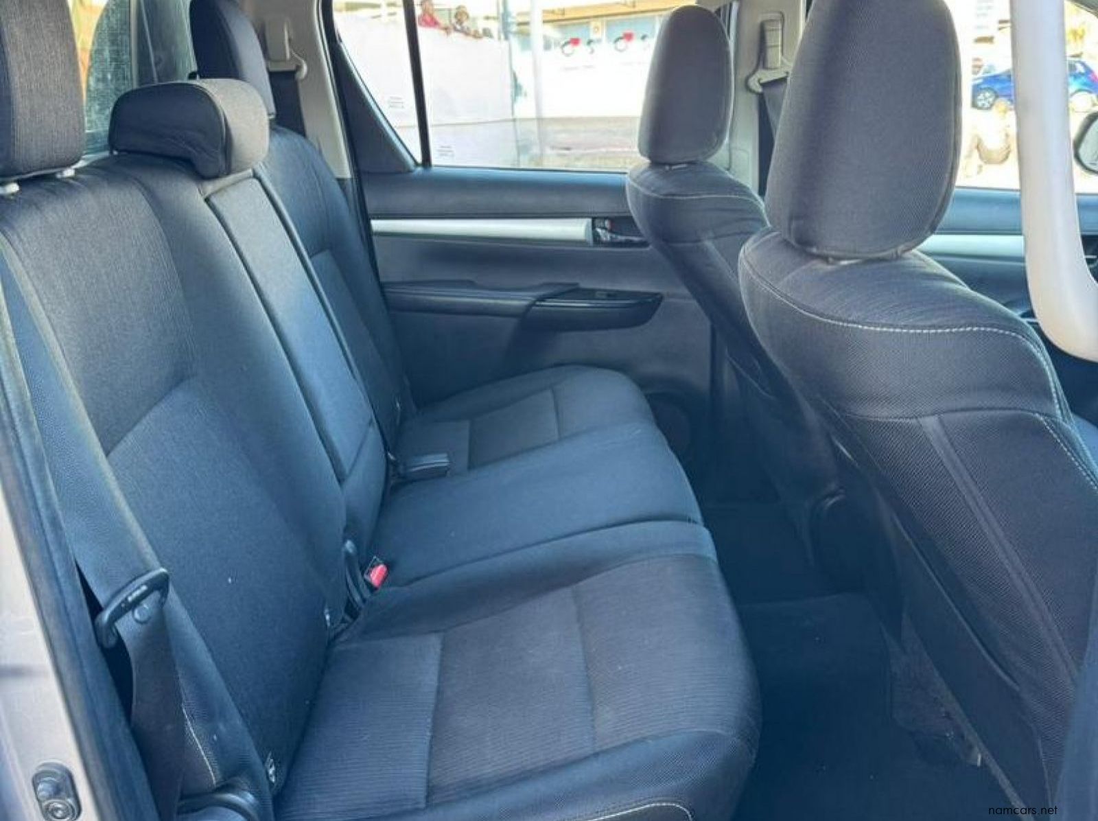 2018 Toyota Hilux 2.8 GD-6 Raider pictures