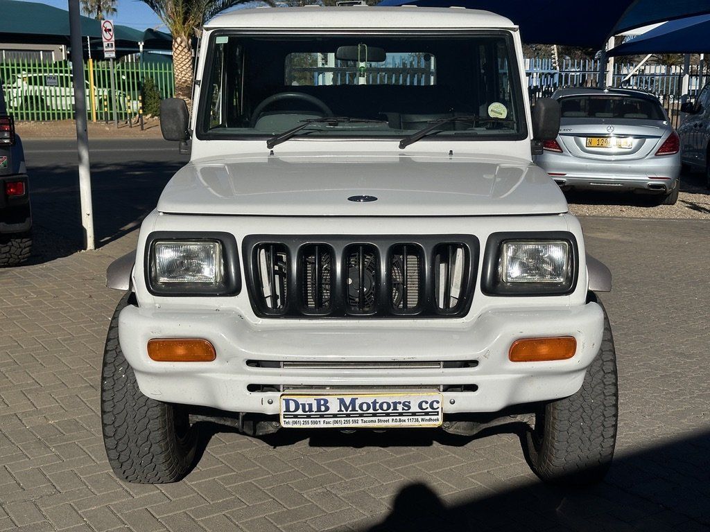 2022 Mahindra Bolero D/cab 4x4 photo