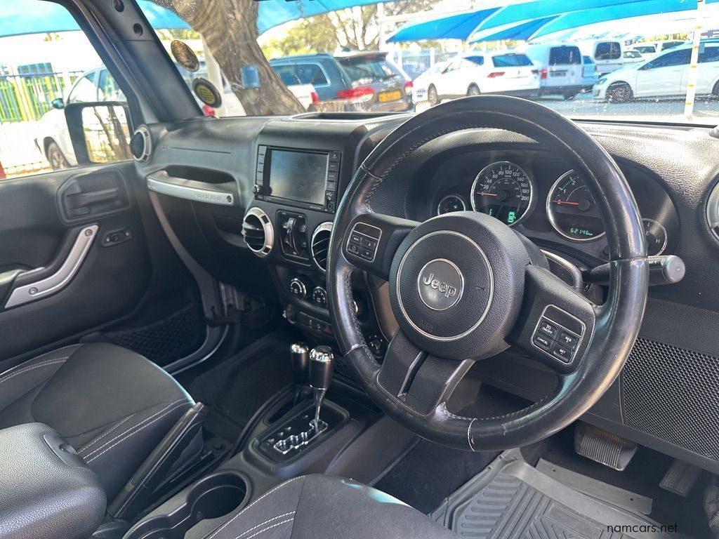 2018 Jeep Wrangler Sahara 3.6 V6 Unlimited photo