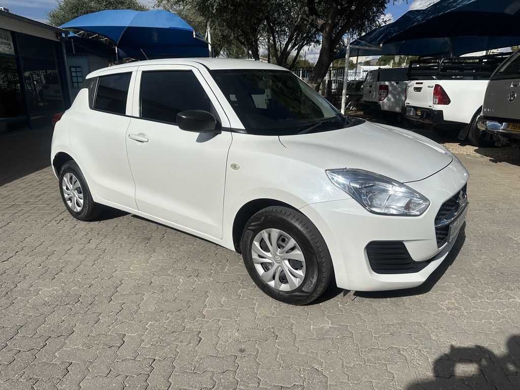 2023 Suzuki Swift 1.2 photo