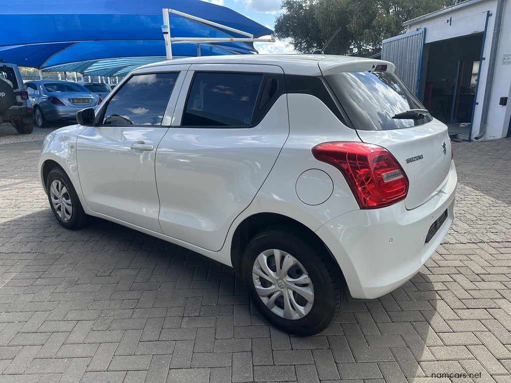 2023 Suzuki Swift 1.2 photo