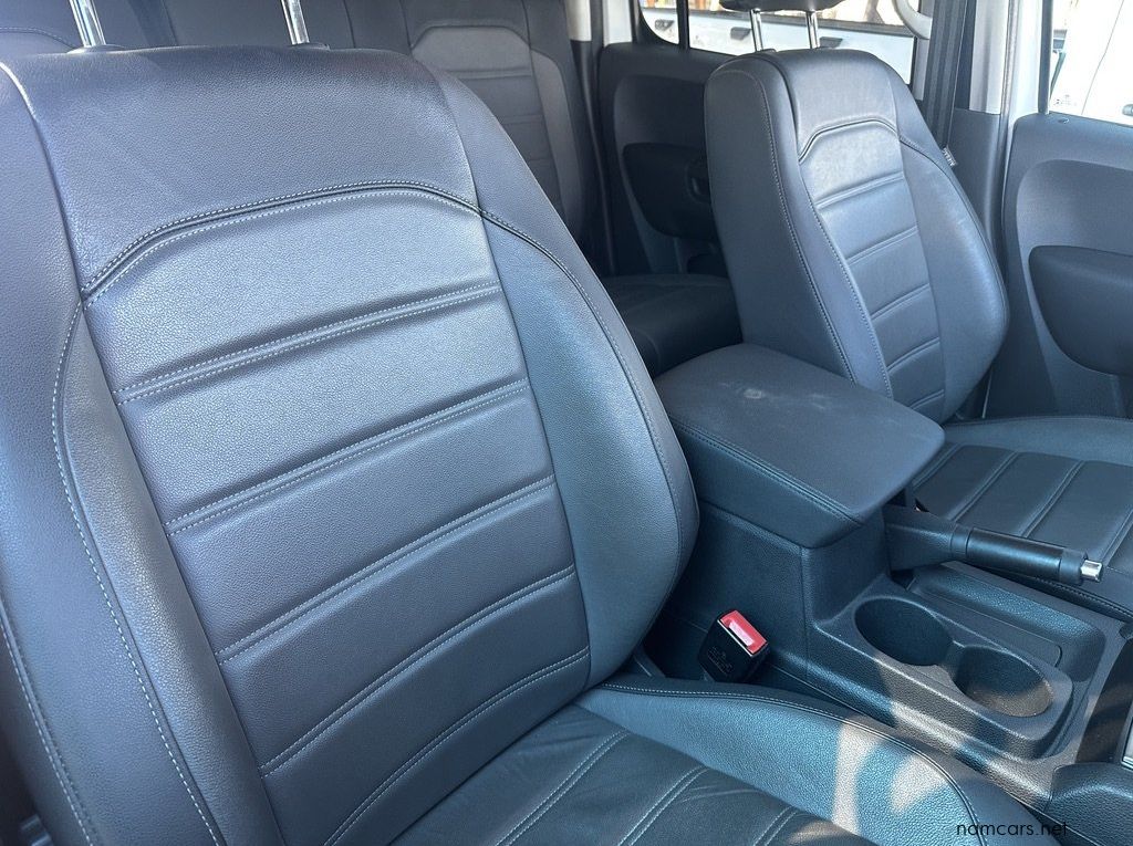 2022 Volkswagen Amarok 3.0 V6 TDI Highline 190 KW D/Cab pictures