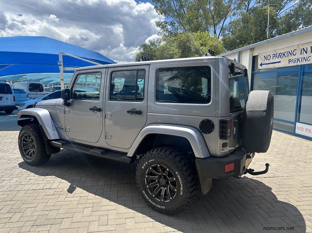 2018 Jeep Wrangler Sahara 3.6 V6 Unlimited pictures