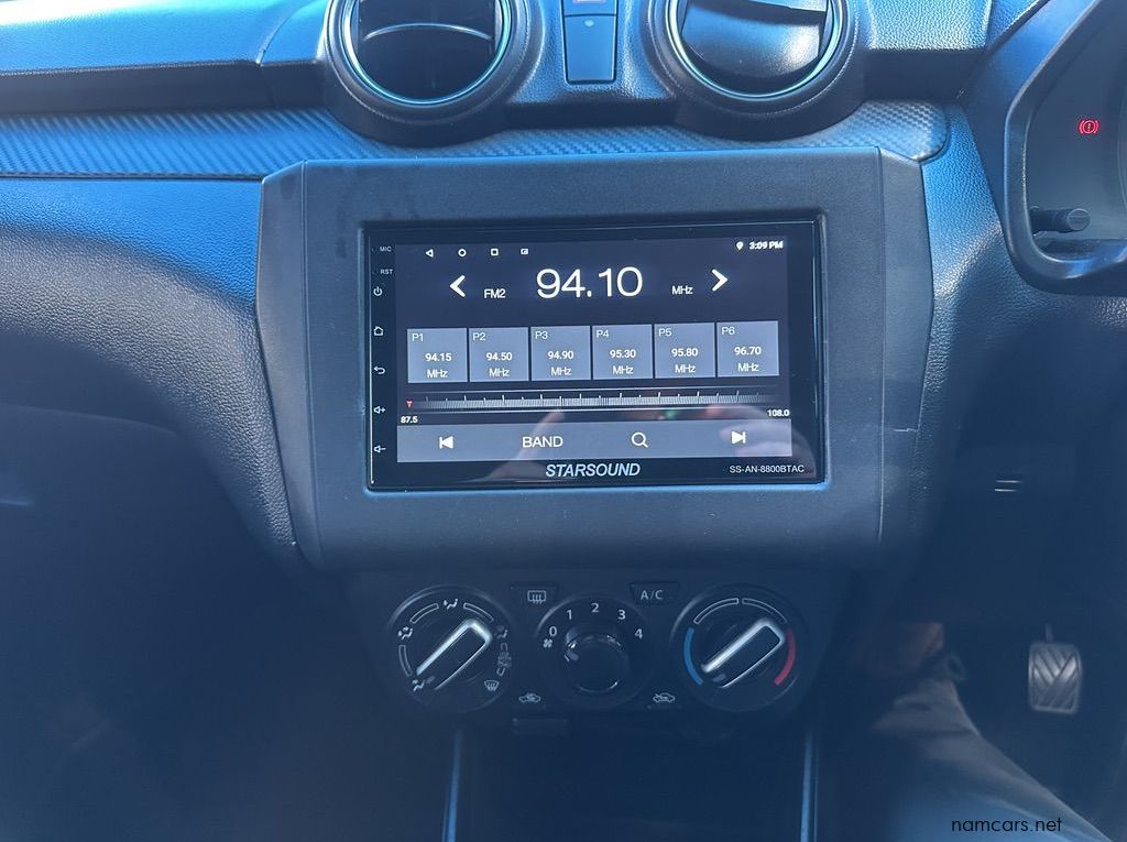 2023 Suzuki Swift 1.2 pictures