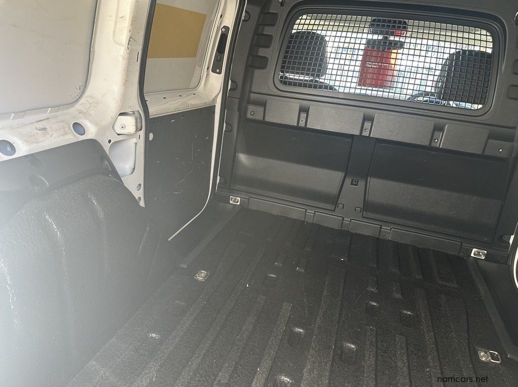 2022 Volkswagen Caddy Cargo 1.6i P/Van pictures