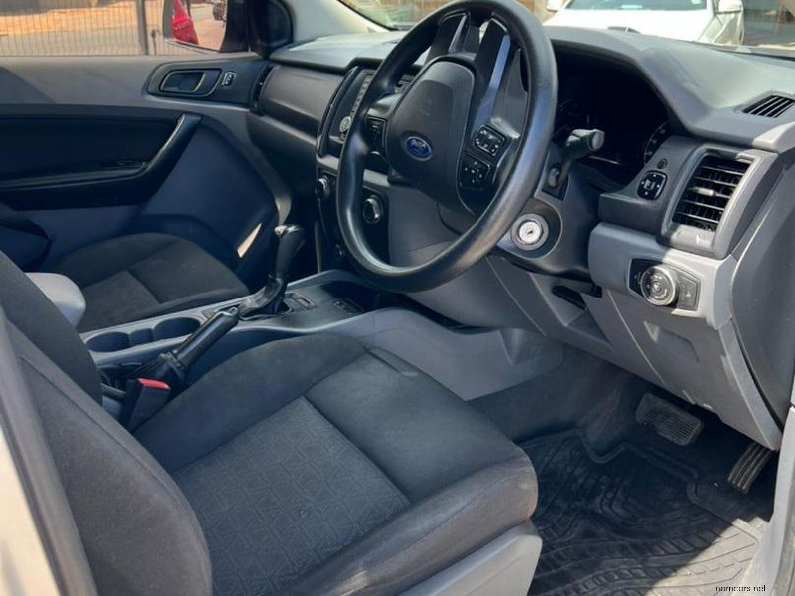 2017 Ford Ranger 2.2TDCI XL P/U D/C A/T photo