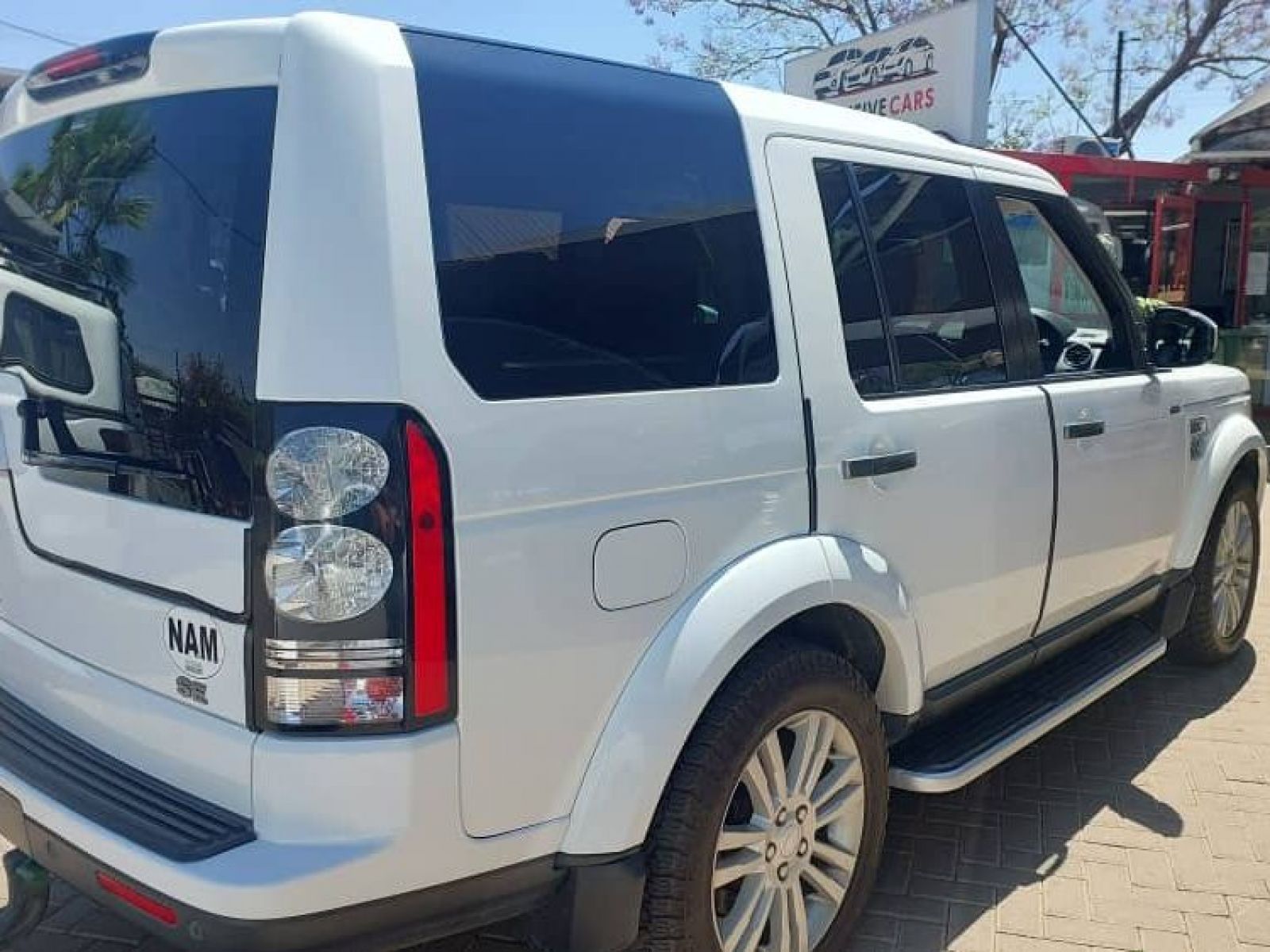 2014 Land Rover Discovery 4 SE a/t 4x4 TD photo