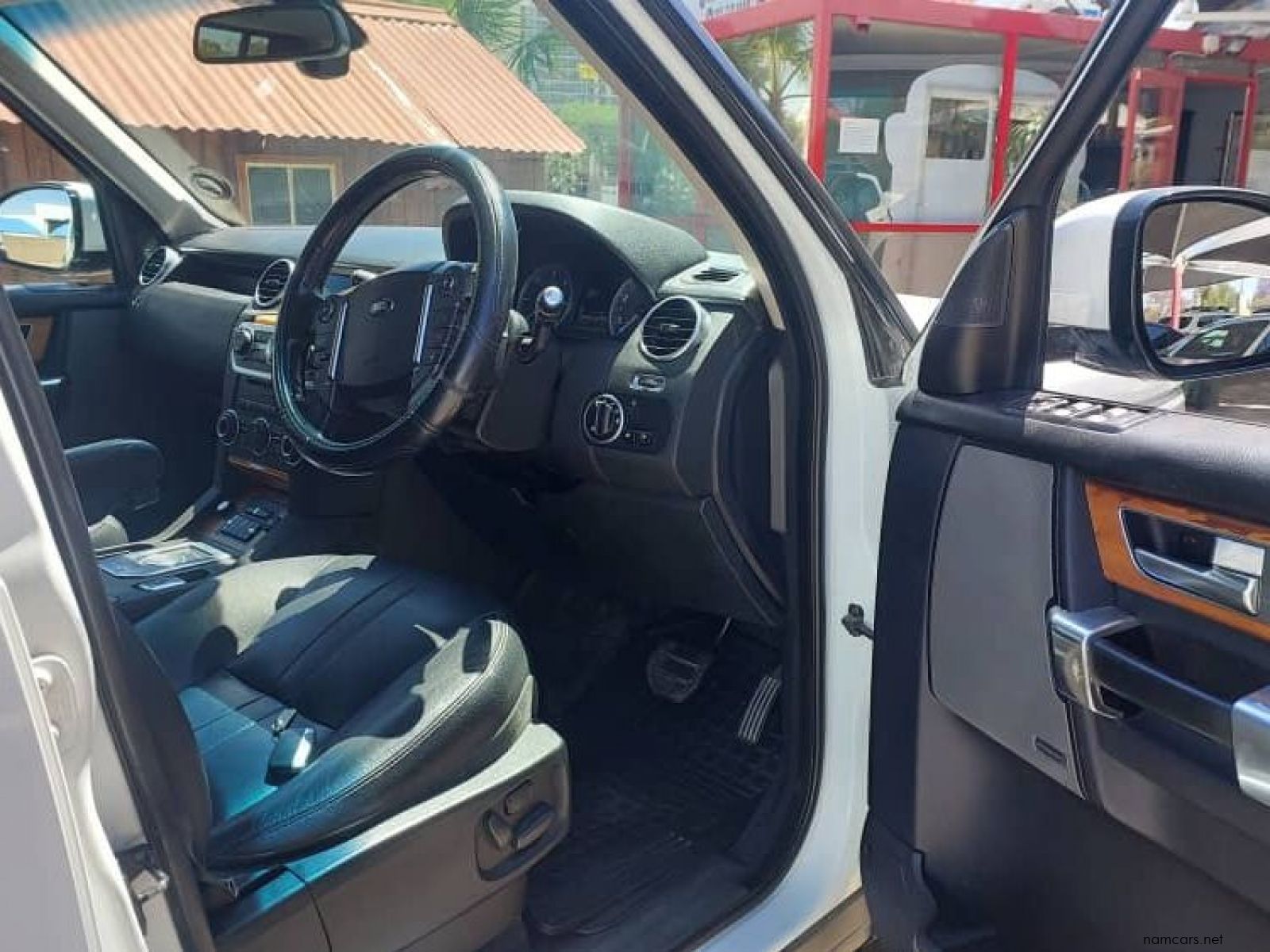 2014 Land Rover Discovery 4 SE a/t 4x4 TD photo