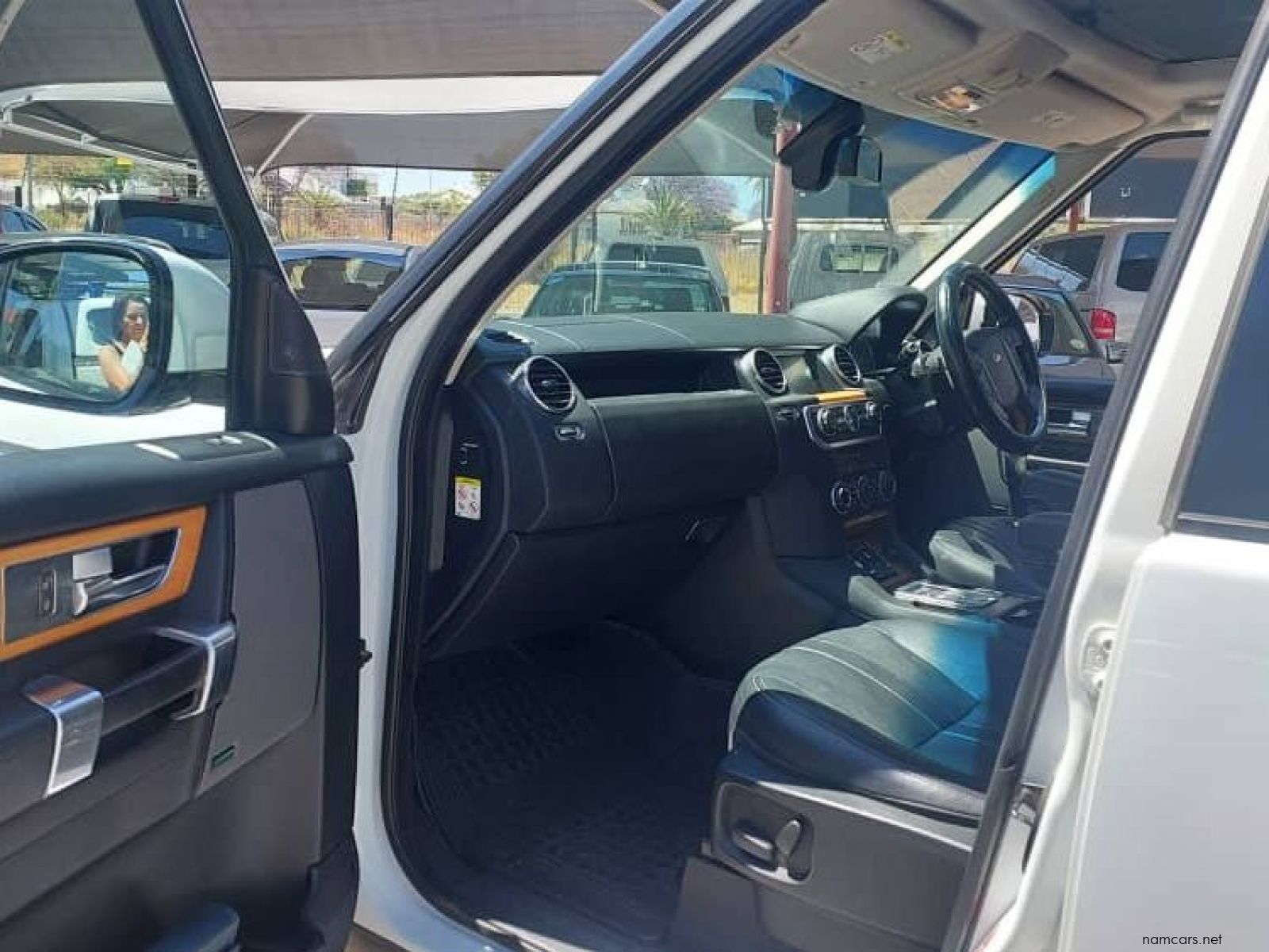 2014 Land Rover Discovery 4 SE a/t 4x4 TD photo