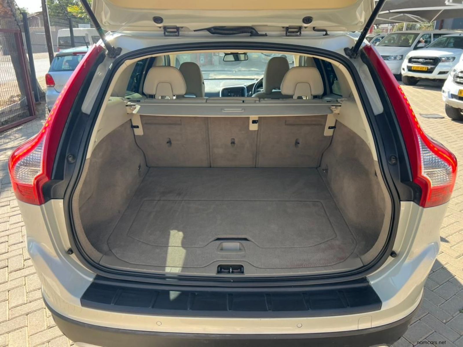 2011 Volvo XC60 T5 photo