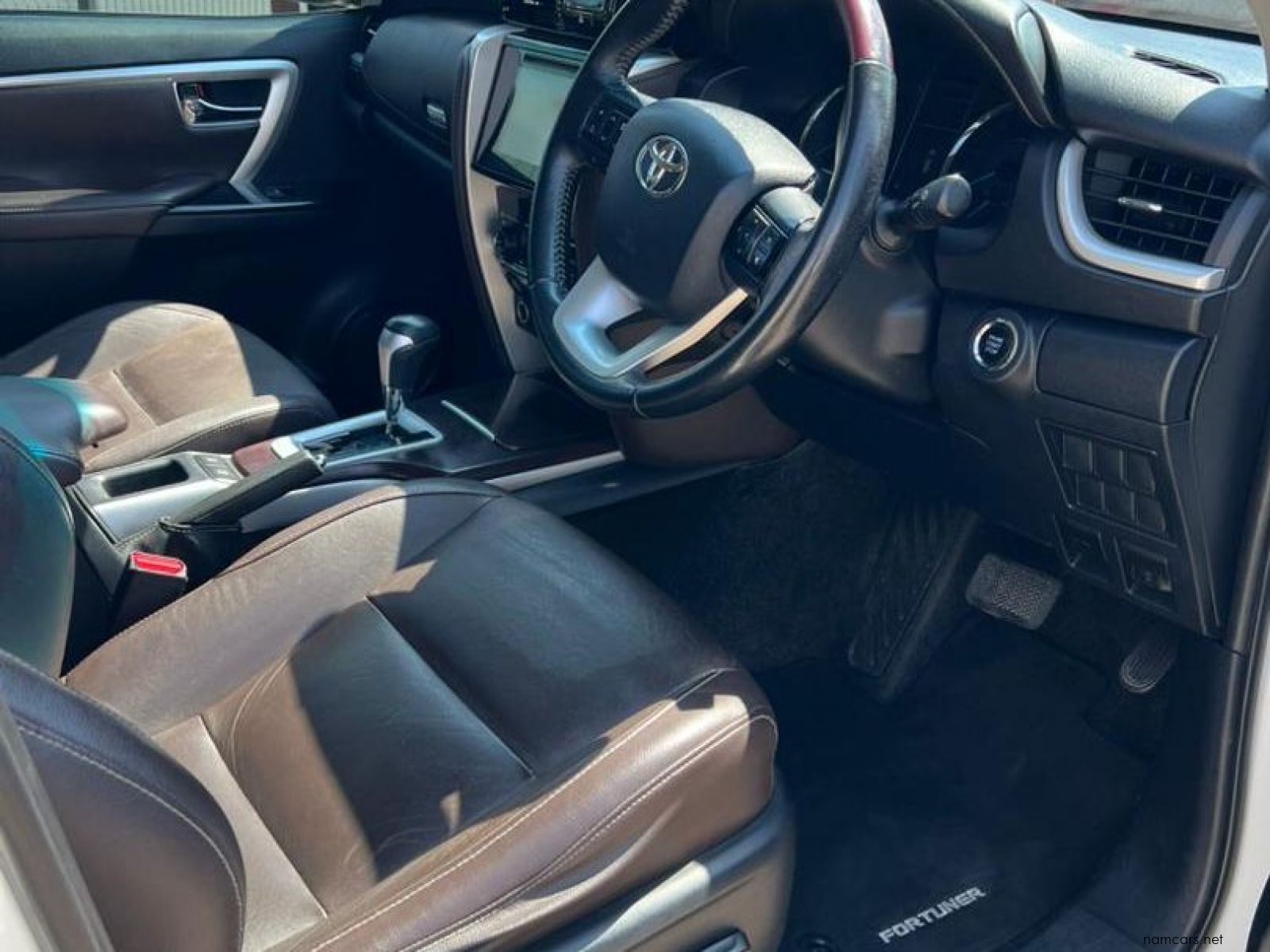 2017 Toyota Fortuner 2.8GD-6 4x4 A/T photo