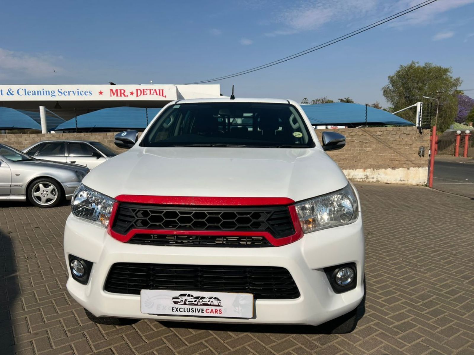 2016 Toyota Hilux 2.8 GD-6 Raider 4x4 A/T photo