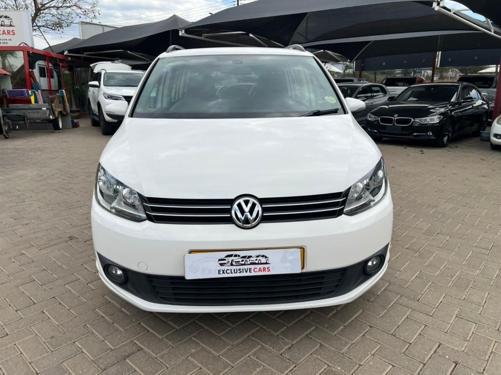 2013 Volkswagen Touran 2.0TDI Trendline photo