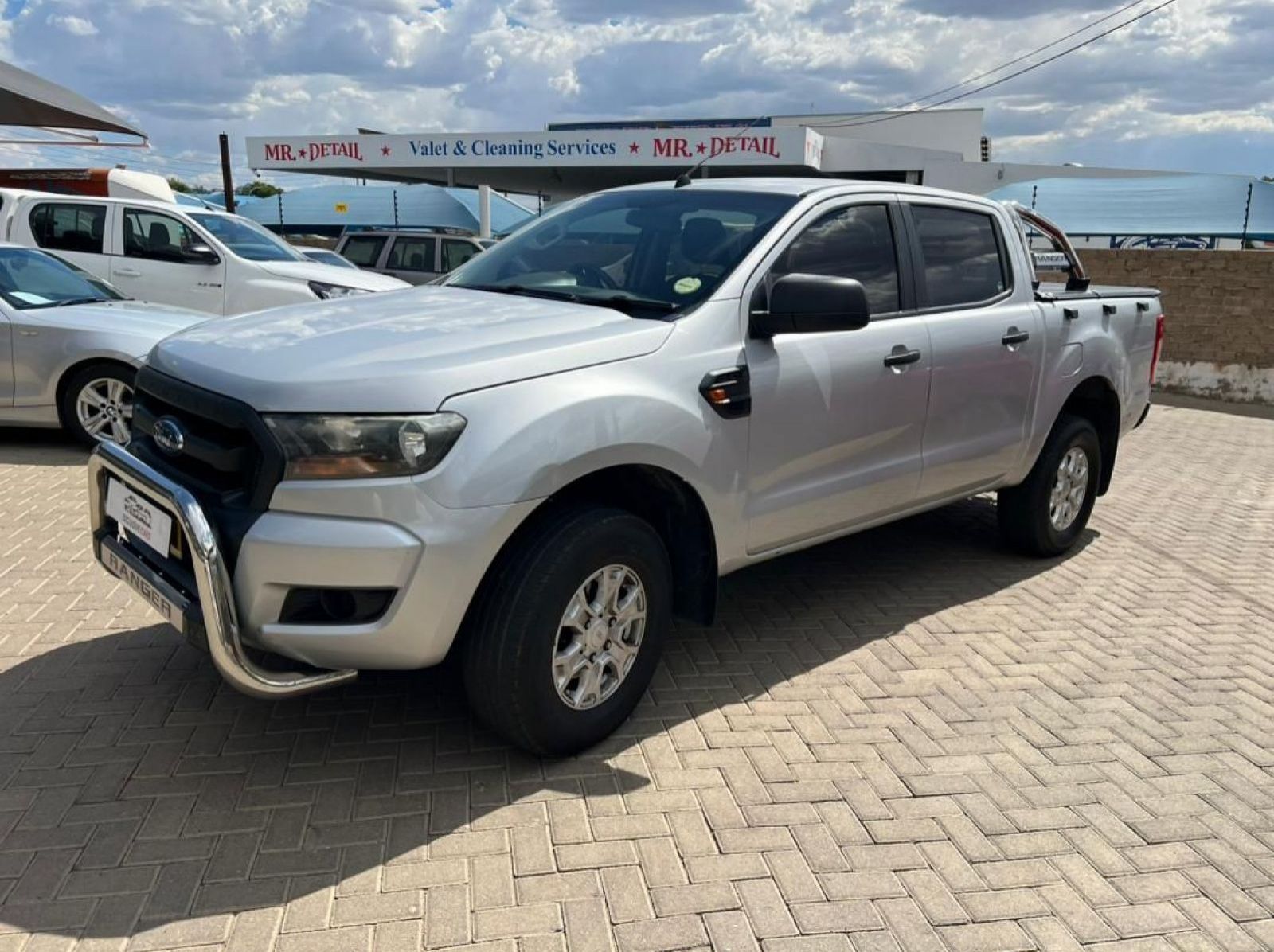 2017 Ford Ranger 2.2TDCI XL P/U D/C A/T pictures