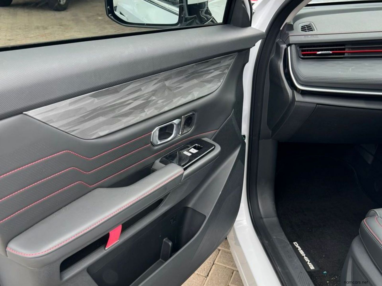 2025 Jetour Dashing 1.5T Deluxe pictures