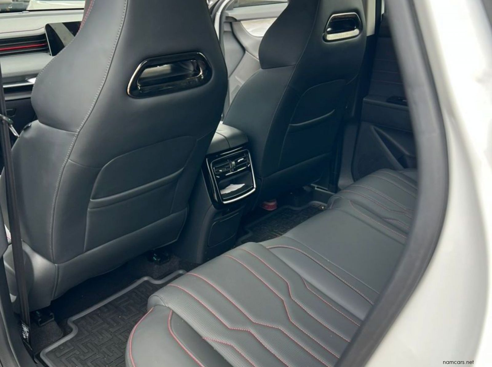 2025 Jetour Dashing 1.5T Deluxe pictures