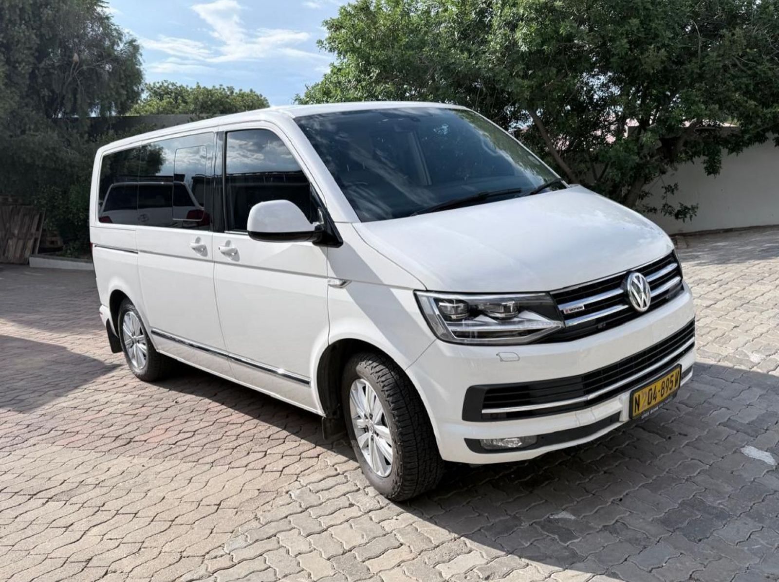 Used Volkswagen CARAVELLE 2.0 BiTDi HIGHLINE 4 MOT  for sale in Windhoek, Namibia