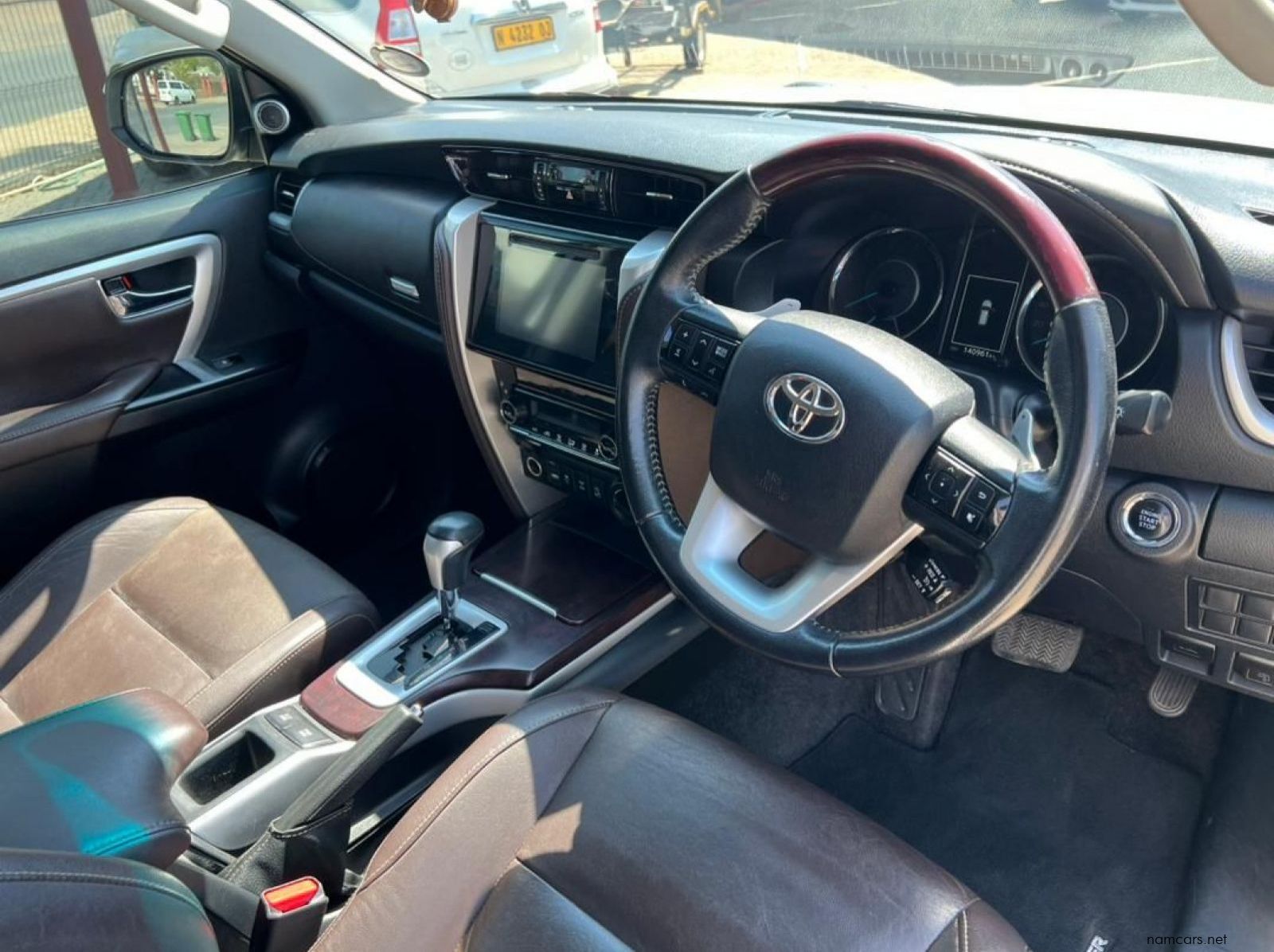 2017 Toyota Fortuner 2.8GD-6 4x4 A/T pictures