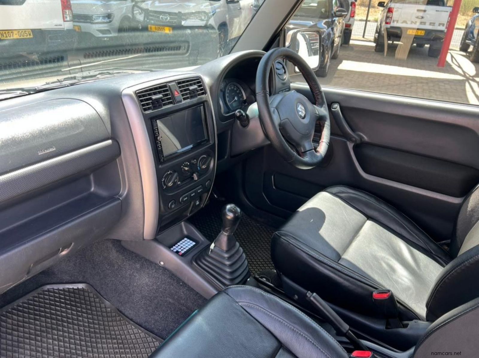 2010 Suzuki Jimny 1.3 4x4 pictures