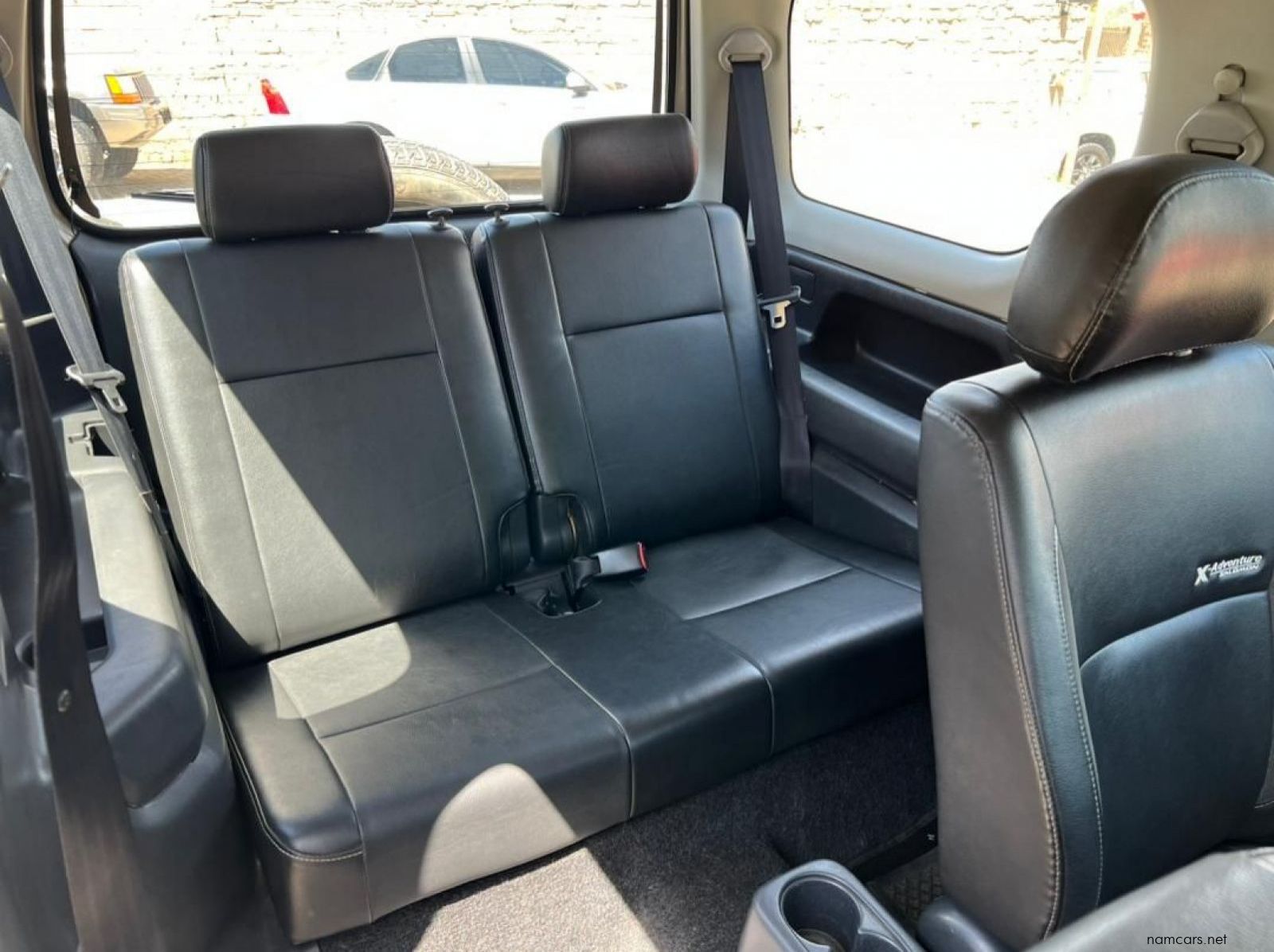 2010 Suzuki Jimny 1.3 4x4 pictures