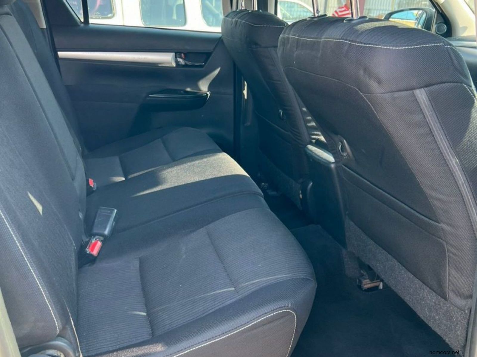 2016 Toyota Hilux 2.8 GD-6 Raider 4x4 A/T pictures