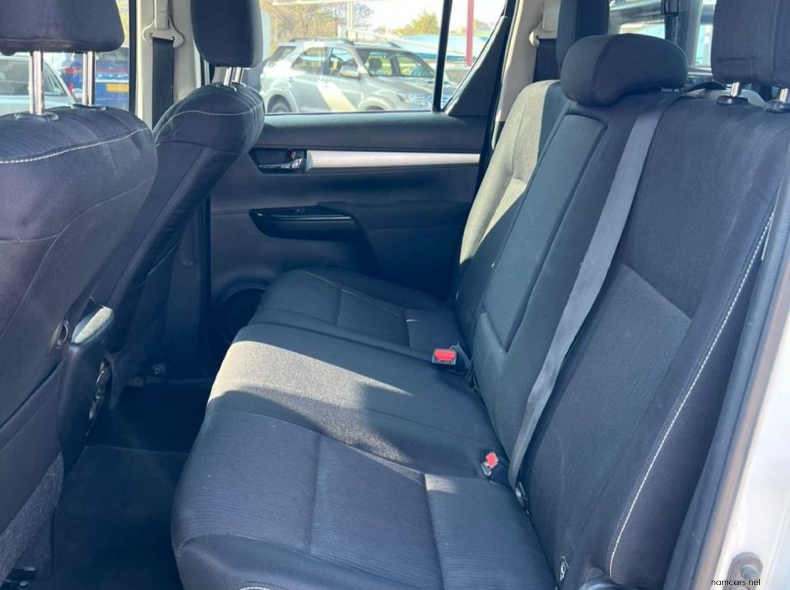 2016 Toyota Hilux 2.8 GD-6 Raider 4x4 A/T pictures