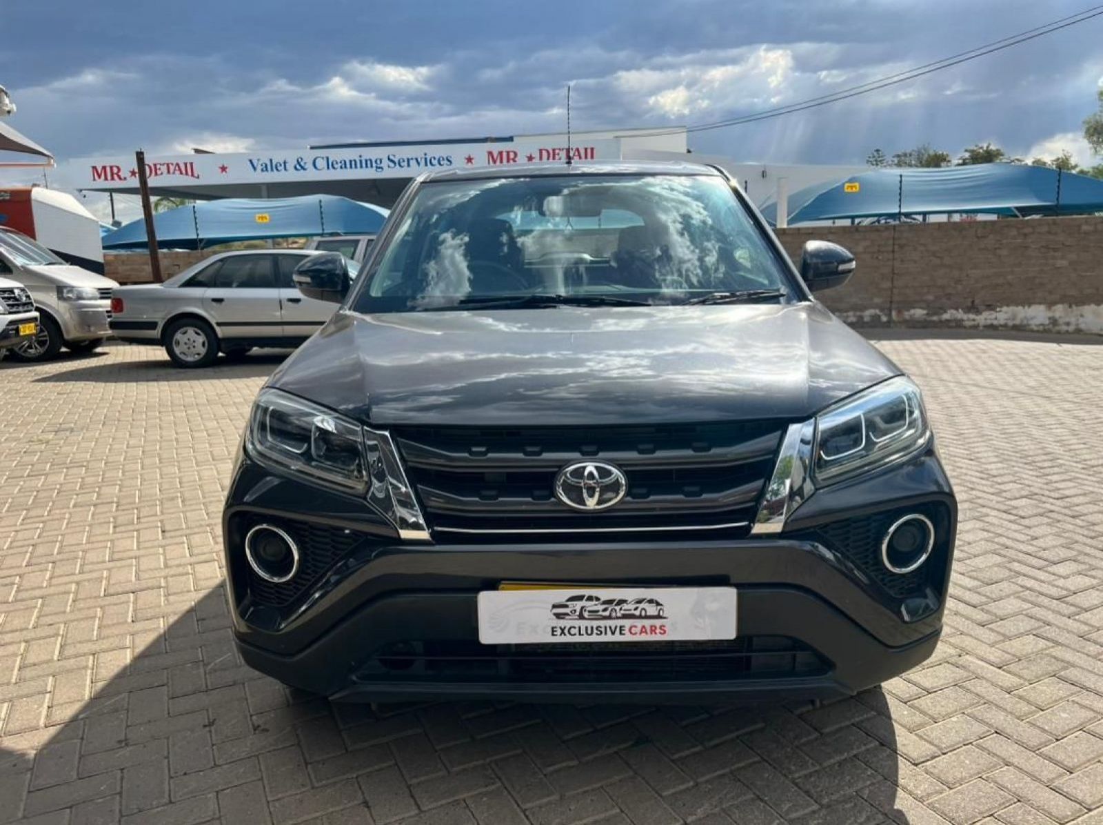 2021 Toyota Urban Cruiser 1.5 XI Man pictures