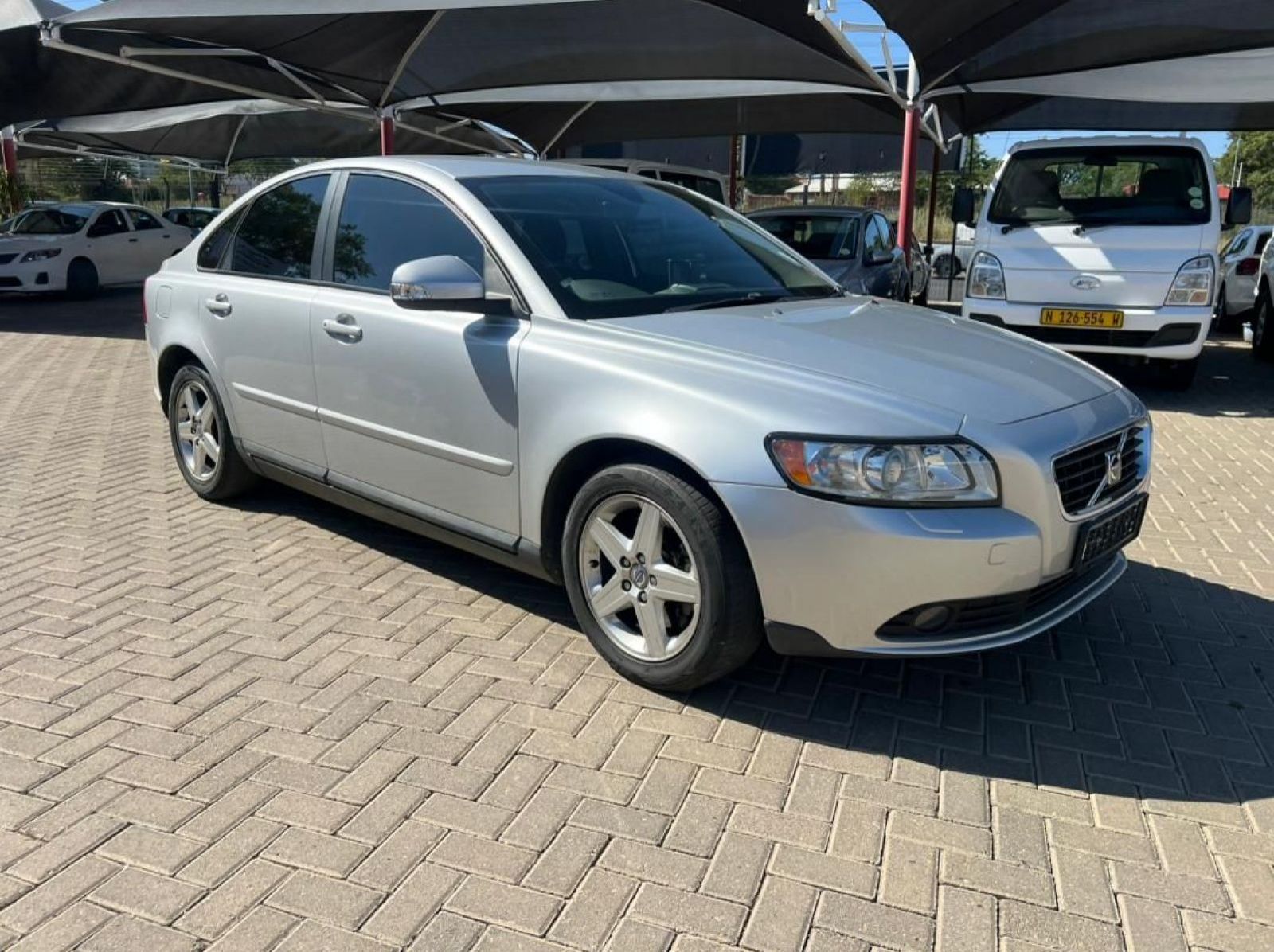 Used Volvo S40 2.0 Petrol  for sale in Windhoek, Namibia