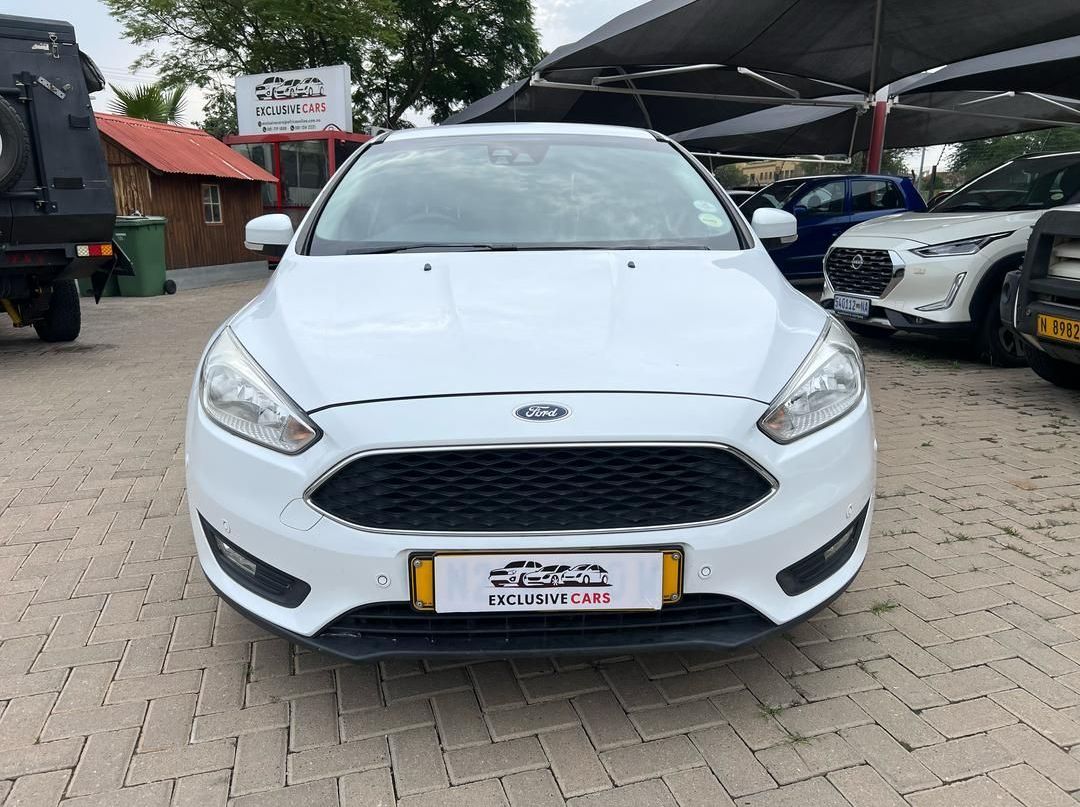 2015 Ford Focus 1.0 ECOBOOST TREND pictures