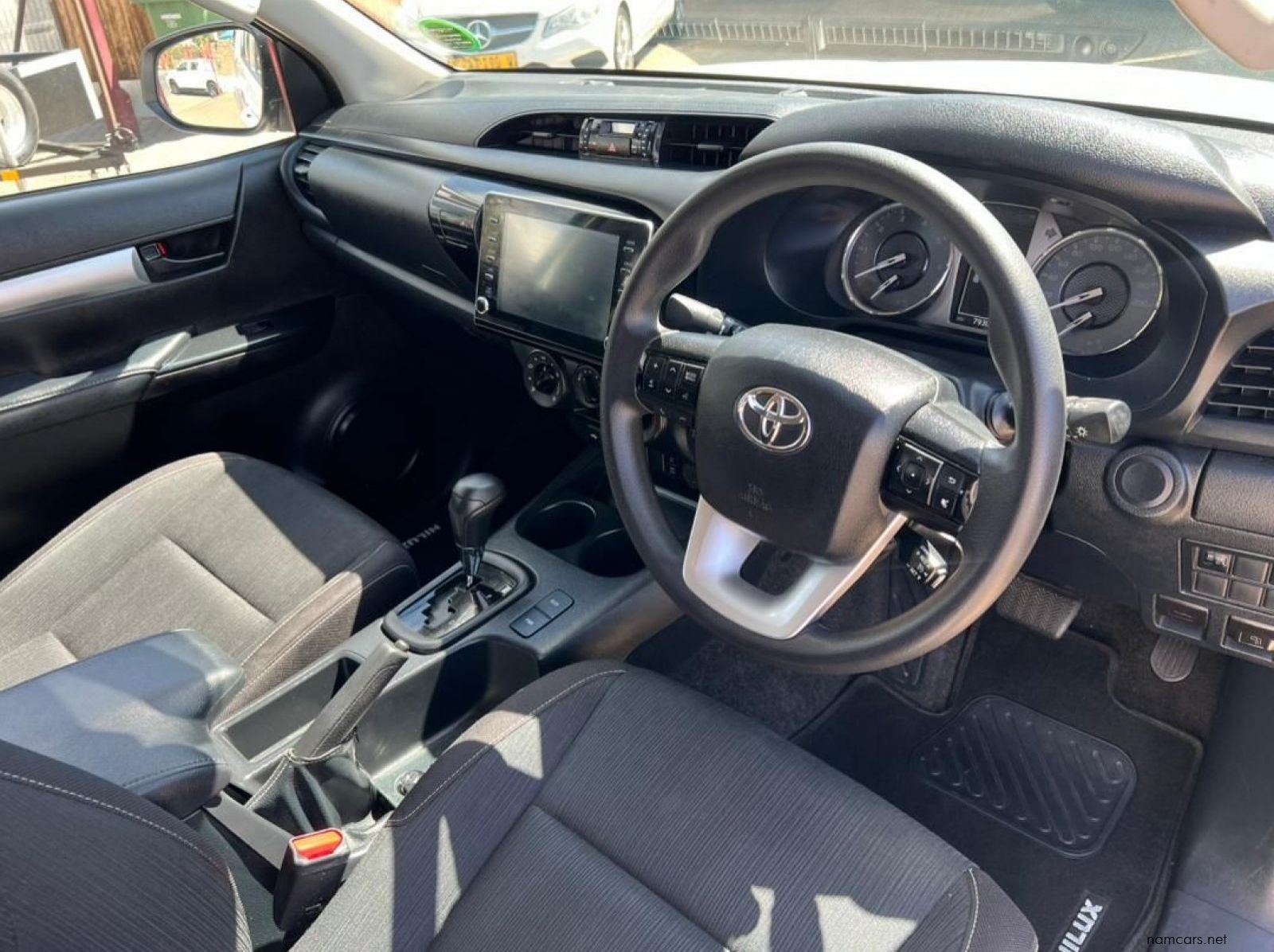 2024 Toyota Hilux 2.4 GD-6 RAIDER 4x4 A/T D/C pictures