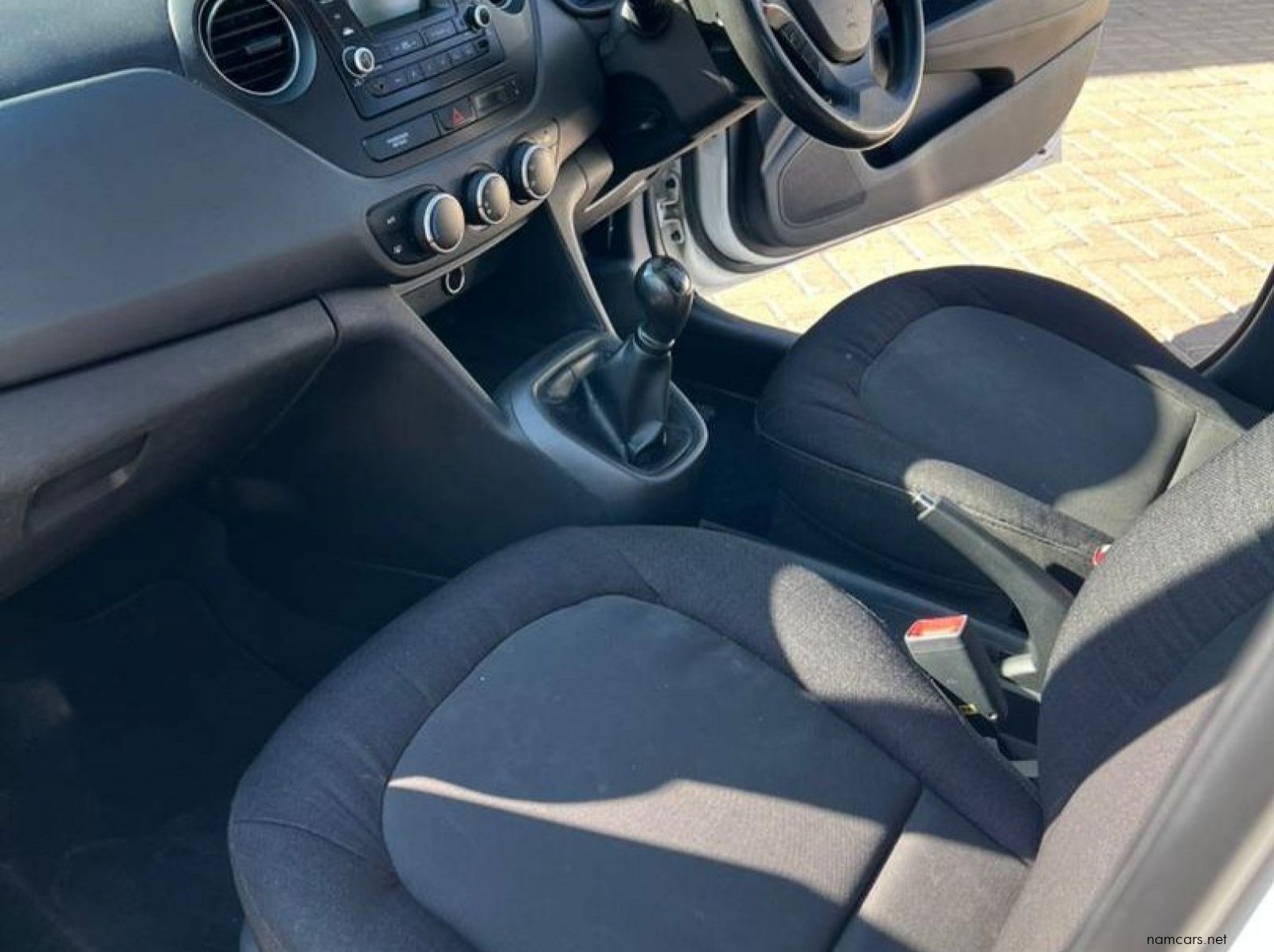 2018 Hyundai Grand i10 1.0 Motion Manual pictures