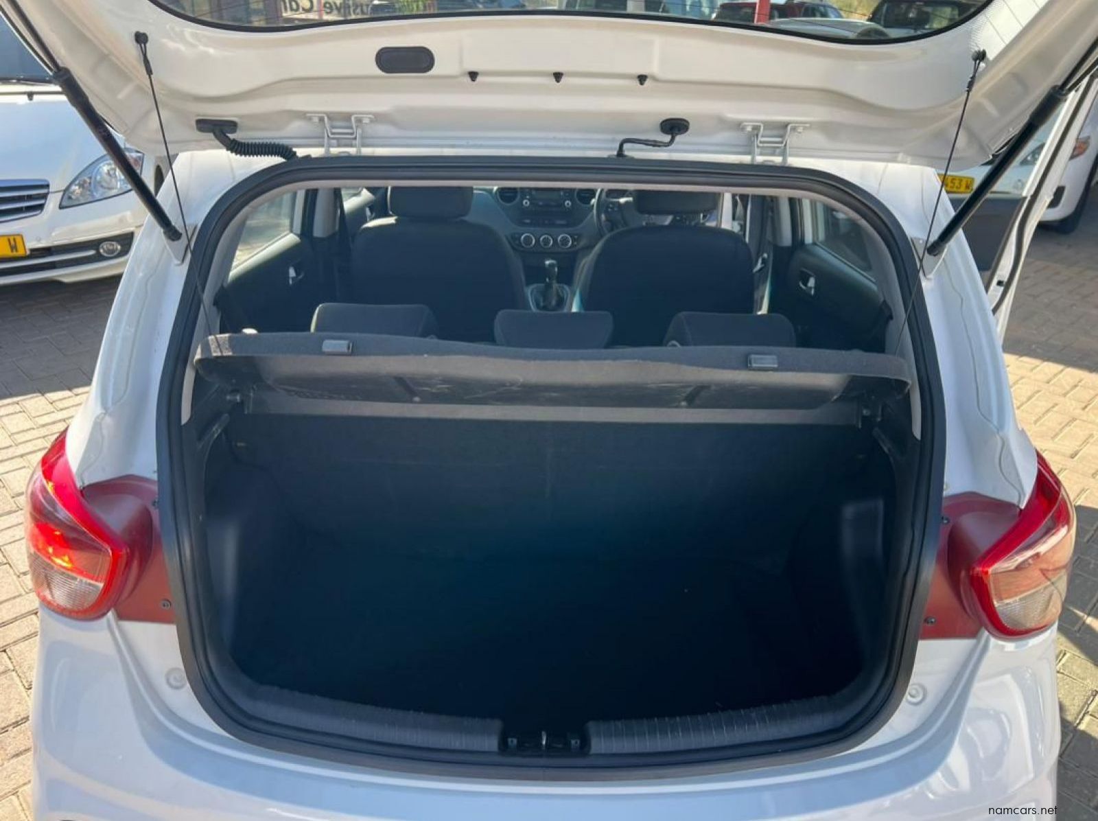 2018 Hyundai Grand i10 1.0 Motion Manual pictures