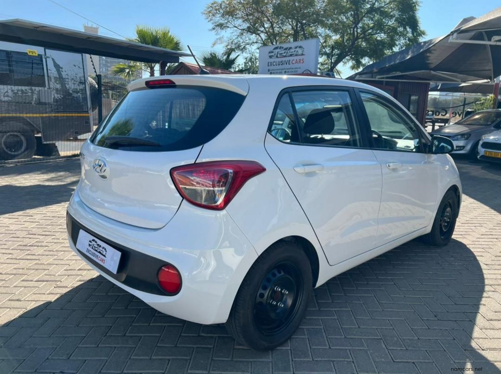 2018 Hyundai Grand i10 1.0 Motion Manual pictures