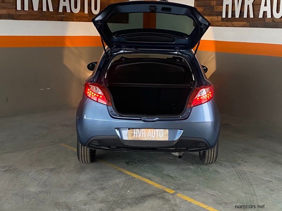 2014 Mazda Demio photo