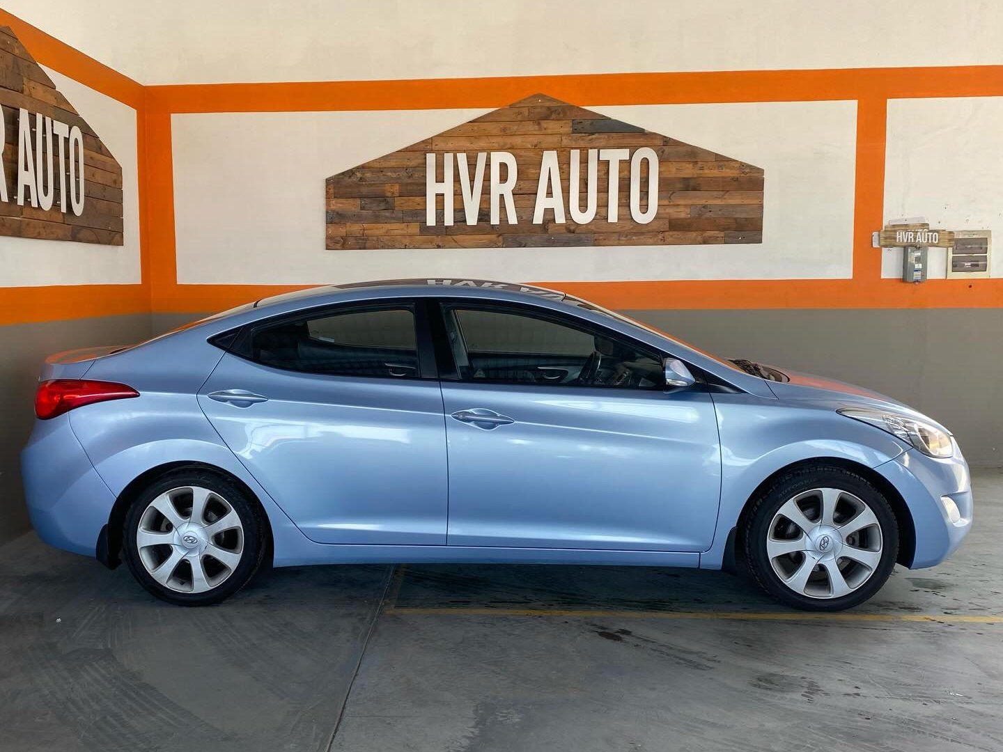 2013 Hyundai Elantra 1.8L GLS Executive photo