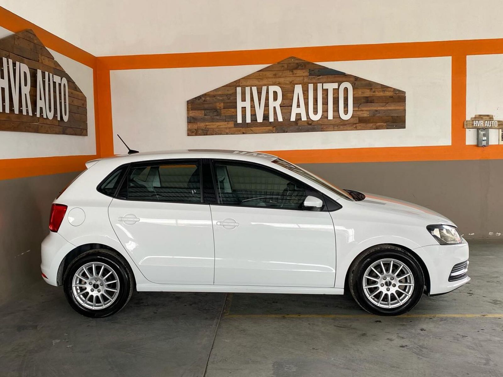 2016 Volkswagen Polo 6 1.2 Tsi Bluemotion photo