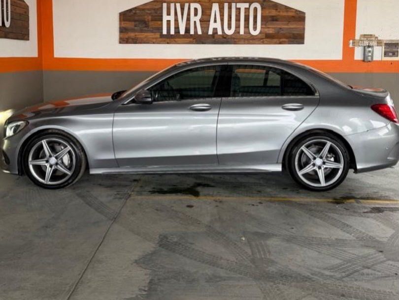 2016 Mercedes-Benz C 200 photo