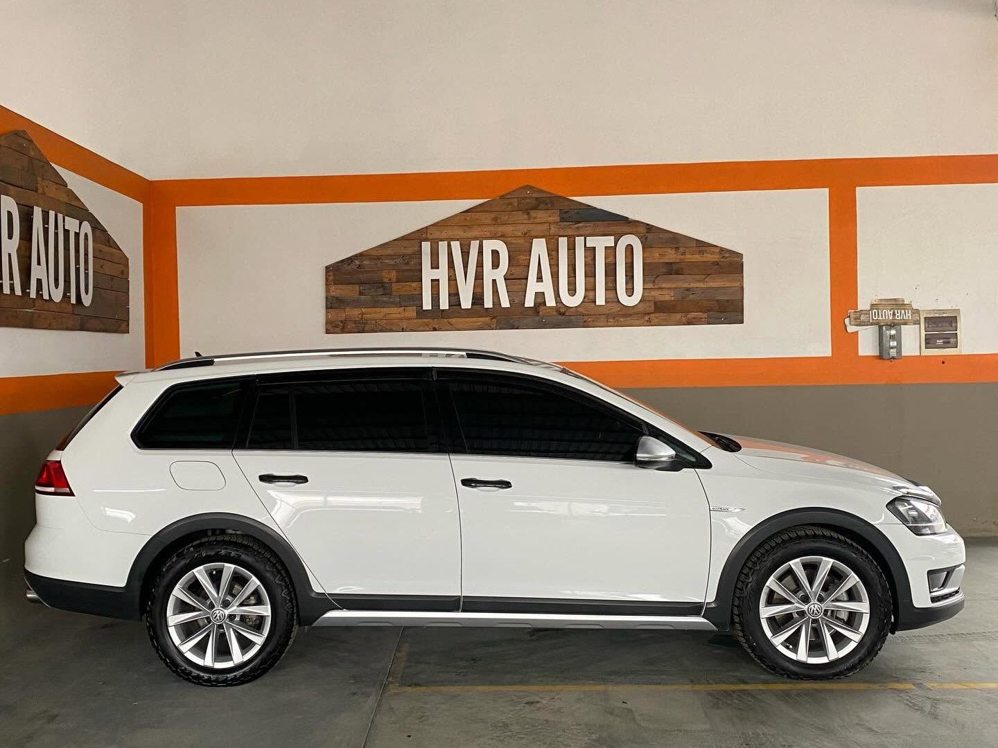 2016 Volkswagen Golf 7 Alltrack 1.8L 4Motion photo
