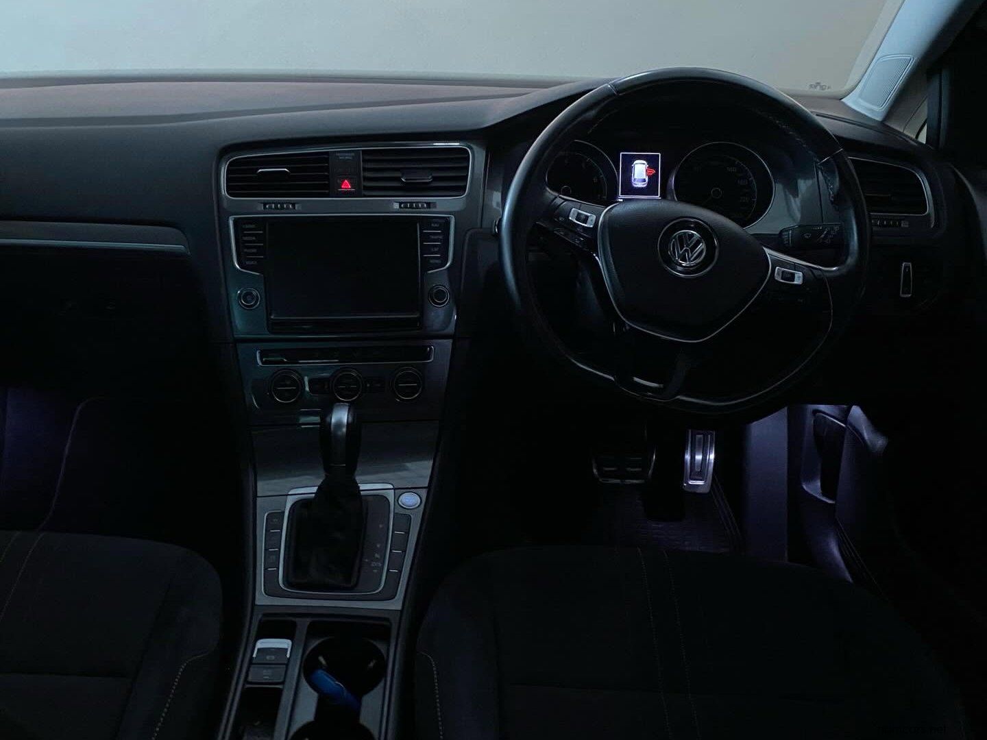 2016 Volkswagen Golf 7 Alltrack 1.8L 4Motion photo
