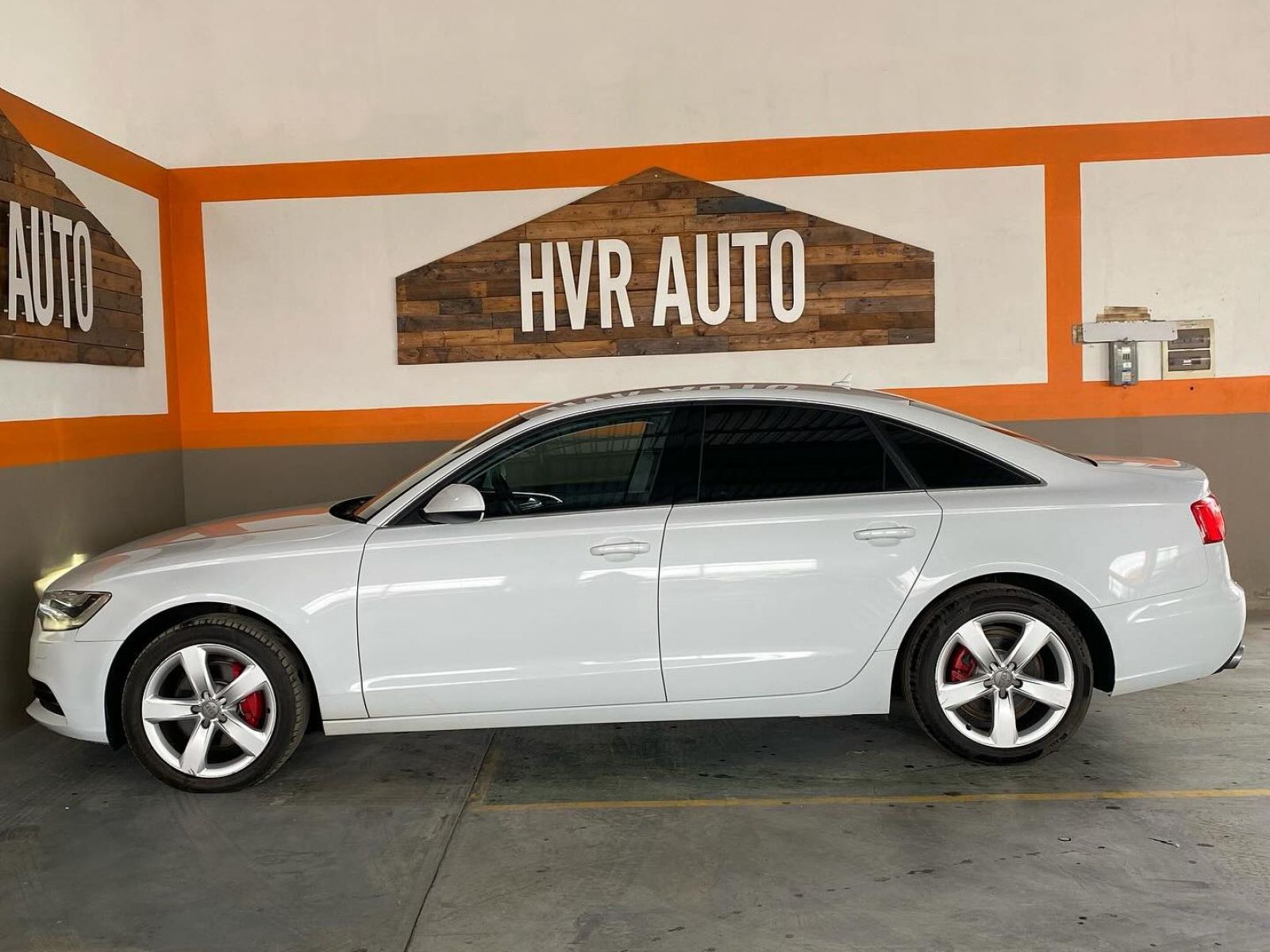 2014 Audi A6 2.8 Quattro photo